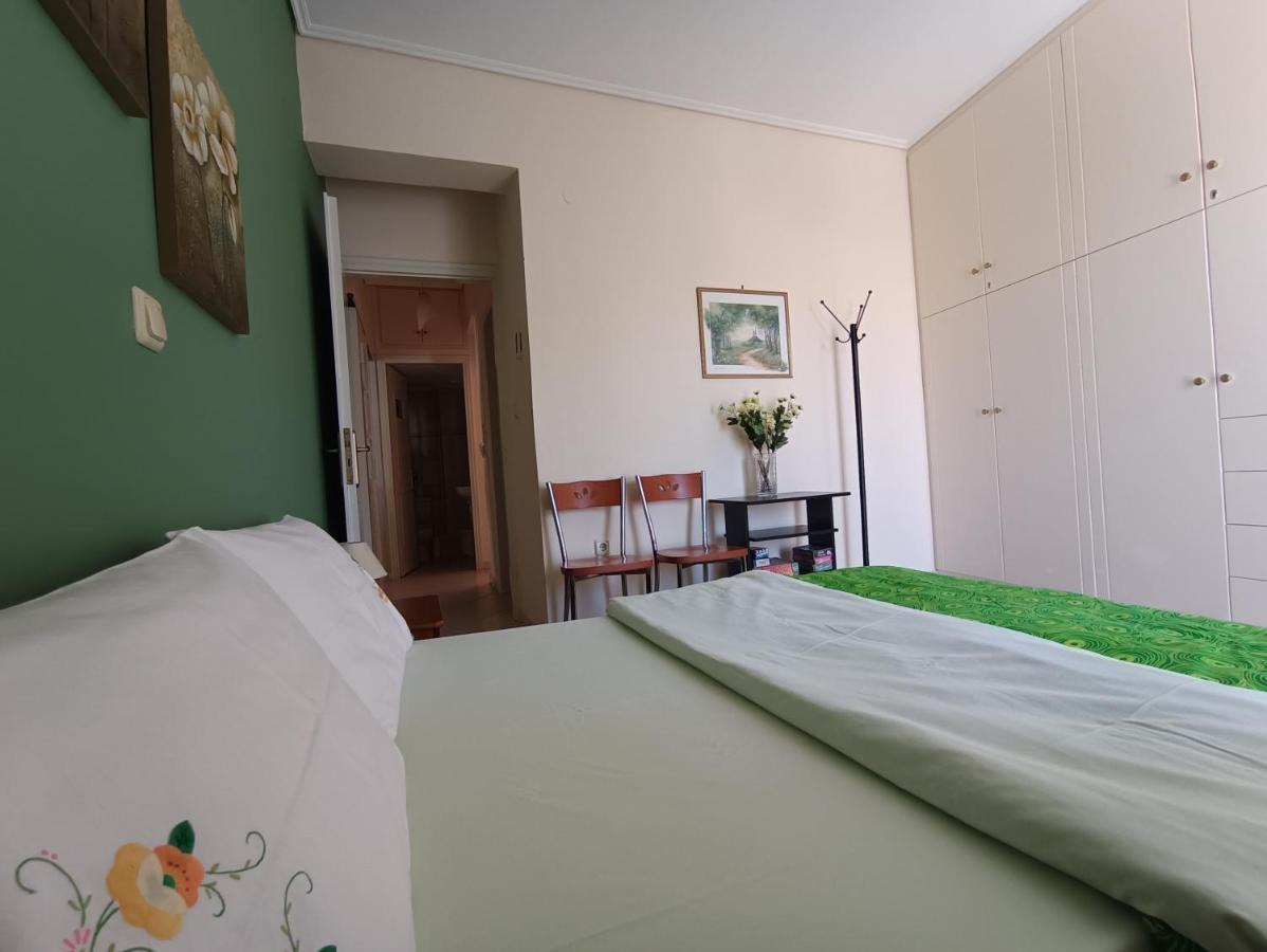Thalia Apartment In Kalamata, 15' Walk From The City Center And The Beach Eksteriør billede